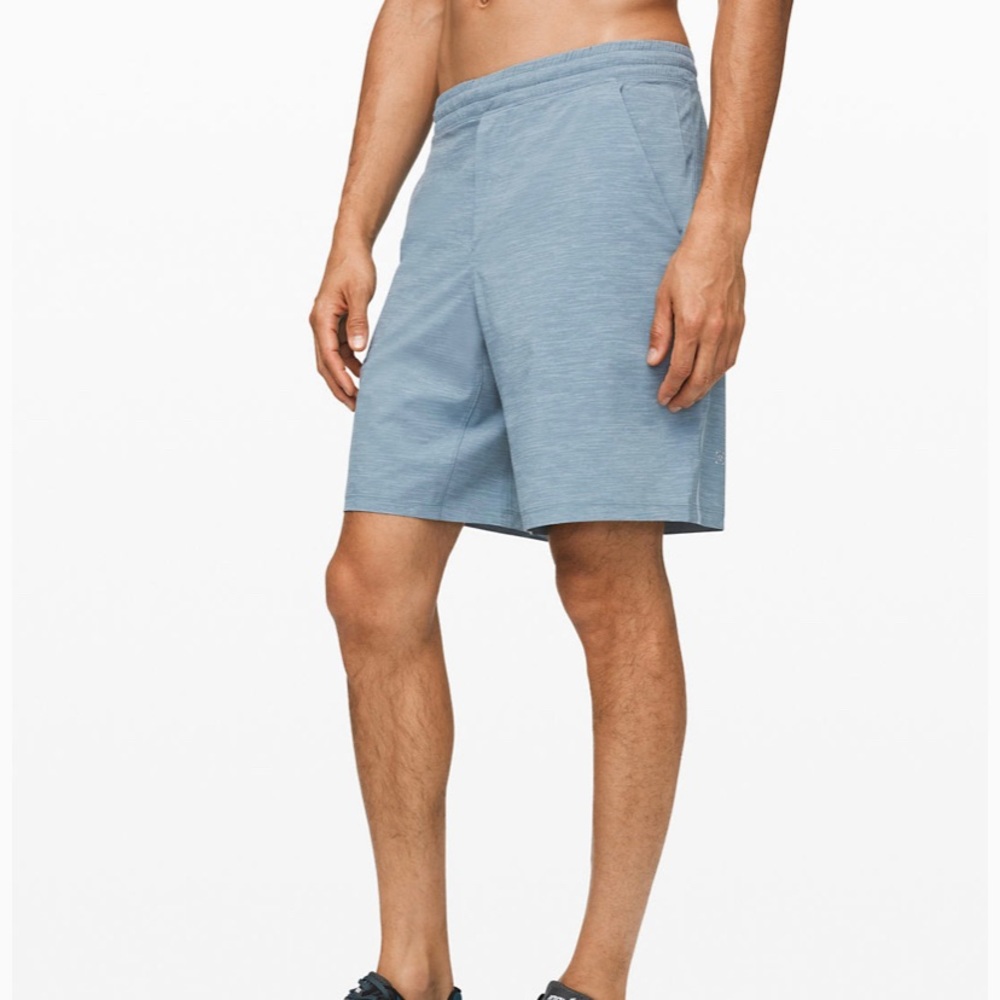 Lululemon Pace Breaker 9” short (Lined)